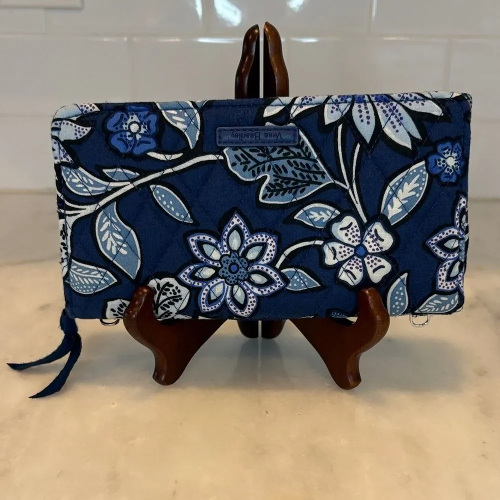 Vera Bradley Wallet Wristlet Crossbody Tropics Tapestry RFID Protection -Retired